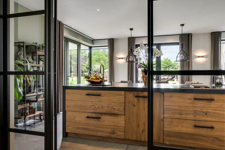 Photo 24 of Grensweg 4