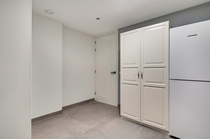 Photo 30 of Grensweg 4