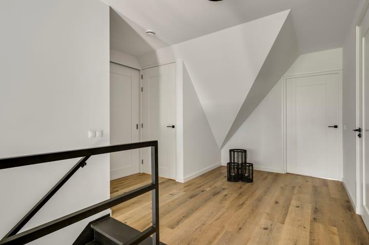 Photo 41 of Grensweg 4