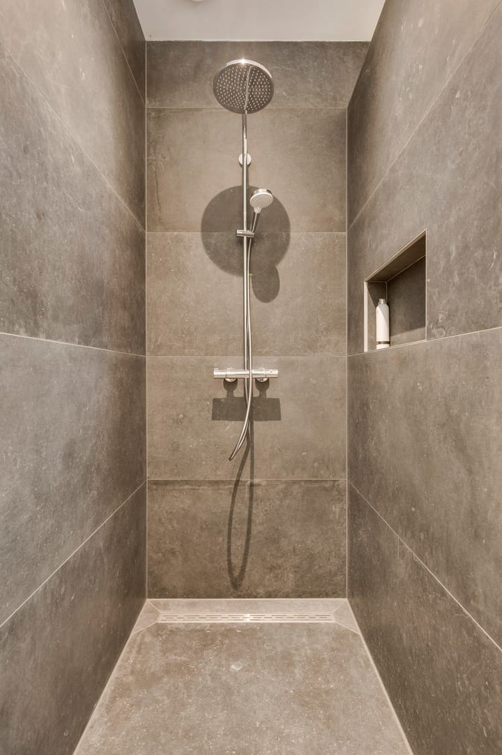 Photo 37 of Grensweg 4