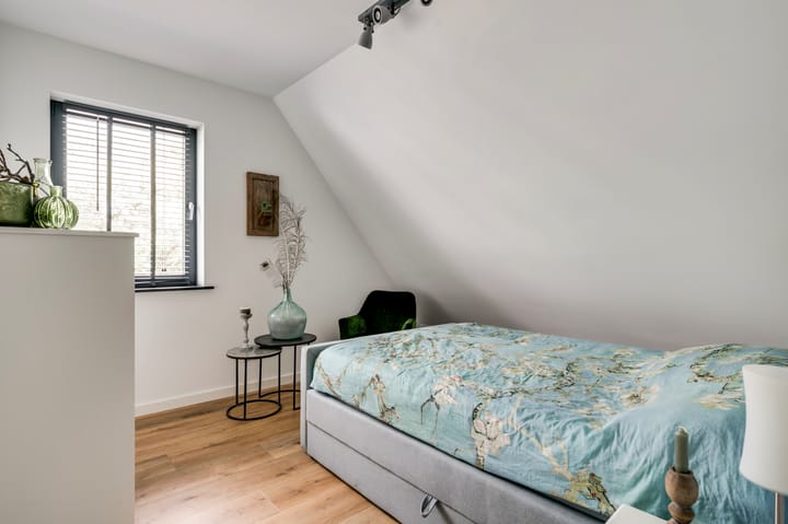 Photo 48 of Grensweg 4