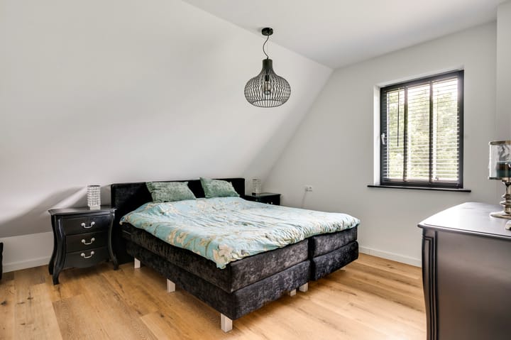 Photo 49 of Grensweg 4