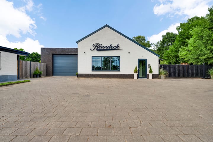 Photo 71 of Grensweg 4