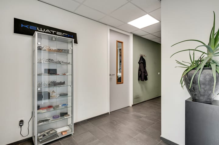 Photo 73 of Grensweg 4