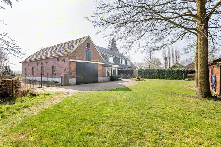 Photo 4 of Varsseveldseweg 23