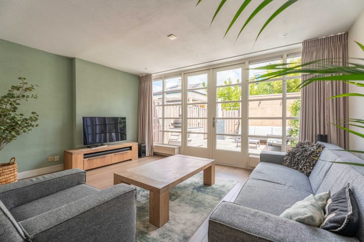 Foto 5 van Bizetstraat 10