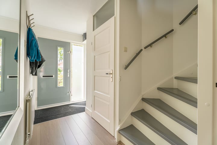 Foto 13 van Bizetstraat 10