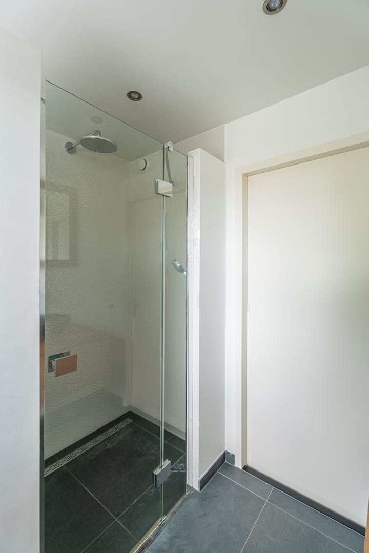 Foto 20 van Bizetstraat 10