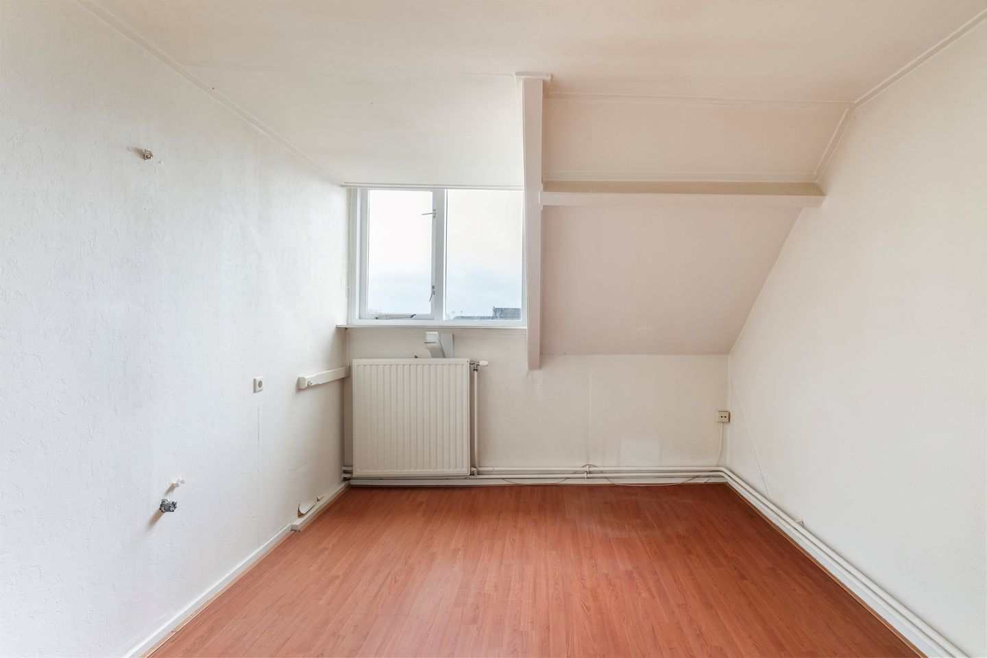 Photo 10 of Prins Hendrikstraat 239-B