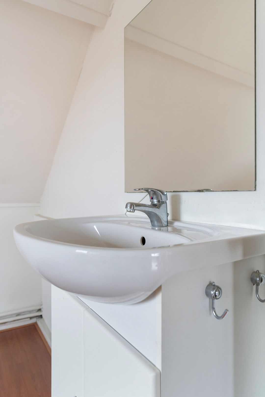 Photo 13 of Prins Hendrikstraat 239-B