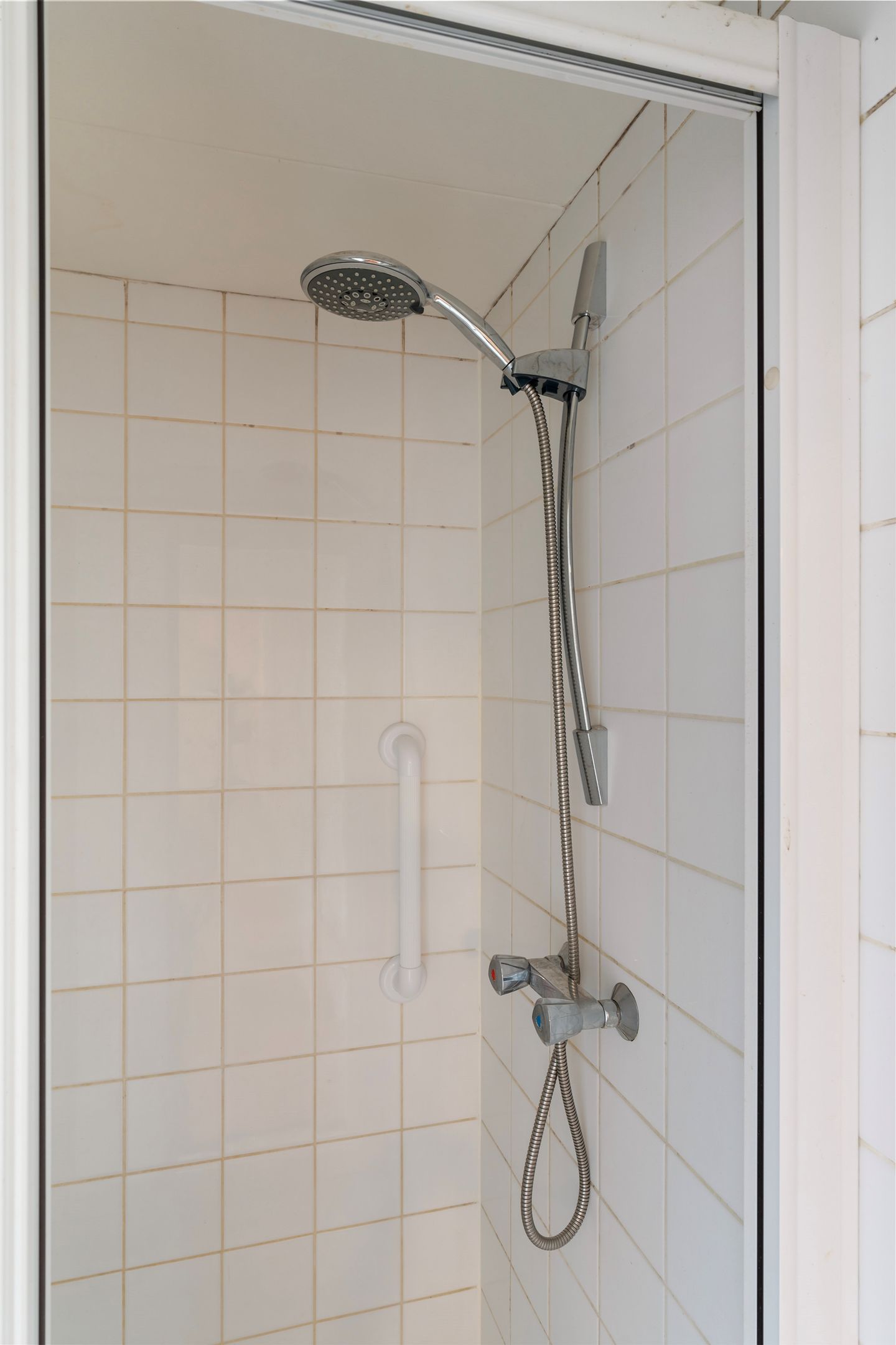 Photo 14 of Prins Hendrikstraat 239-B