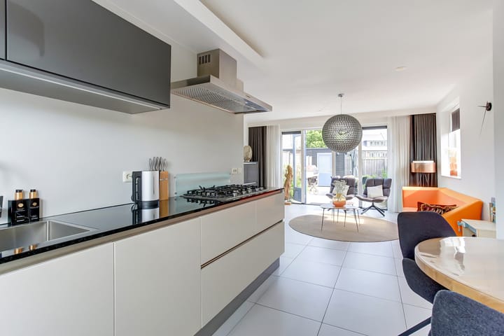 Photo 12 of Educalaan 5-A