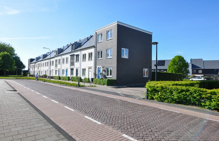 Photo 49 of Educalaan 5-A