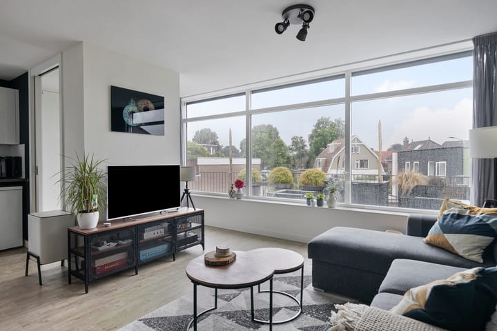 Foto 3 van Dokter Holtropstraat 22