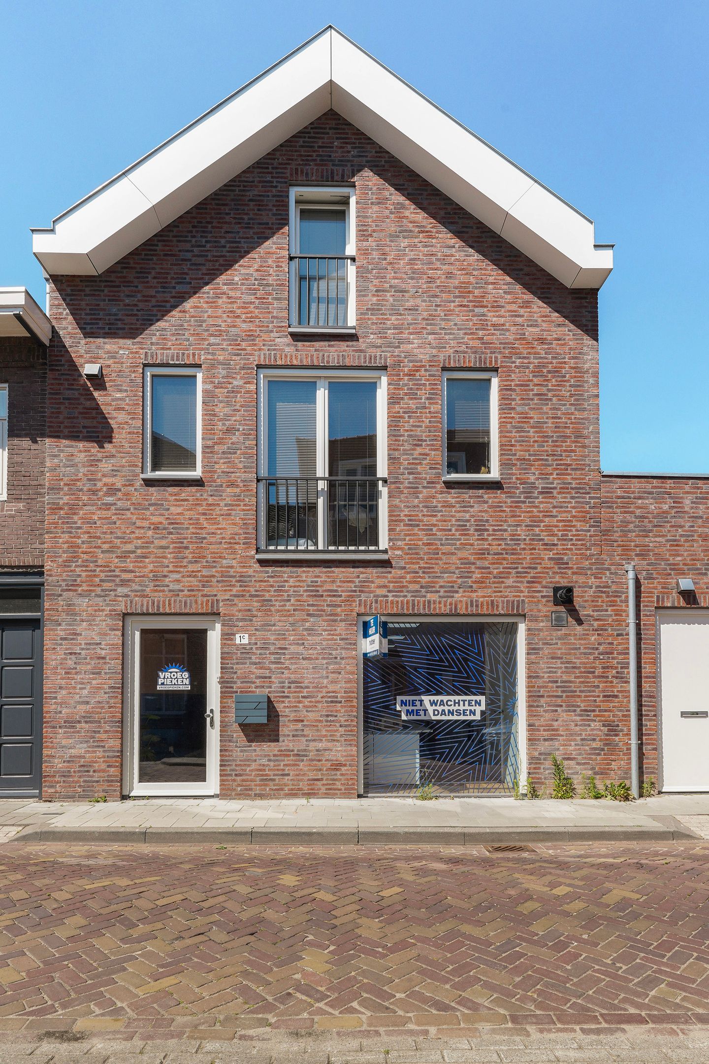 View photo 4 of Hoogvensestraat 1-c