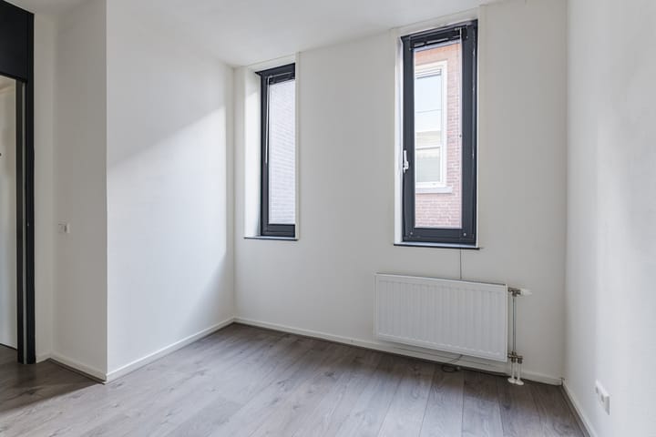 Foto 8 van Wilhelminastraat 10-U