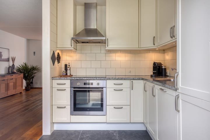 Photo 18 of Roerstraat 50