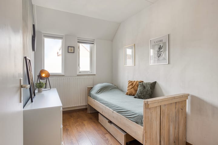 Photo 24 of Roerstraat 50