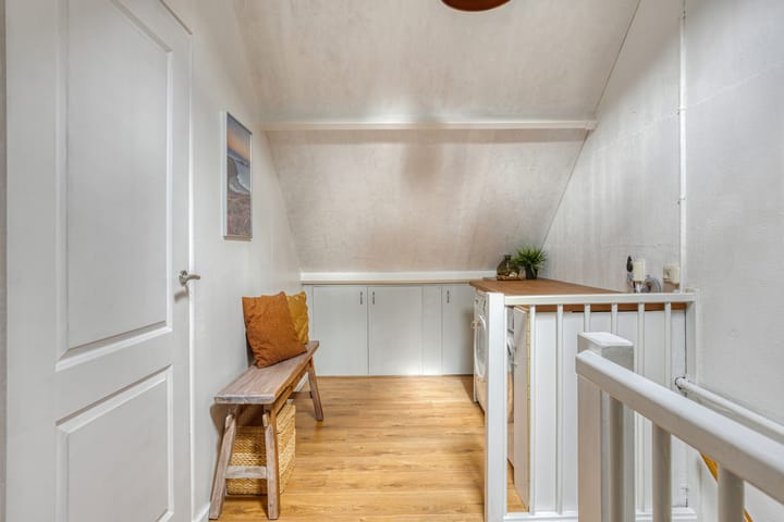 Photo 26 of Roerstraat 50