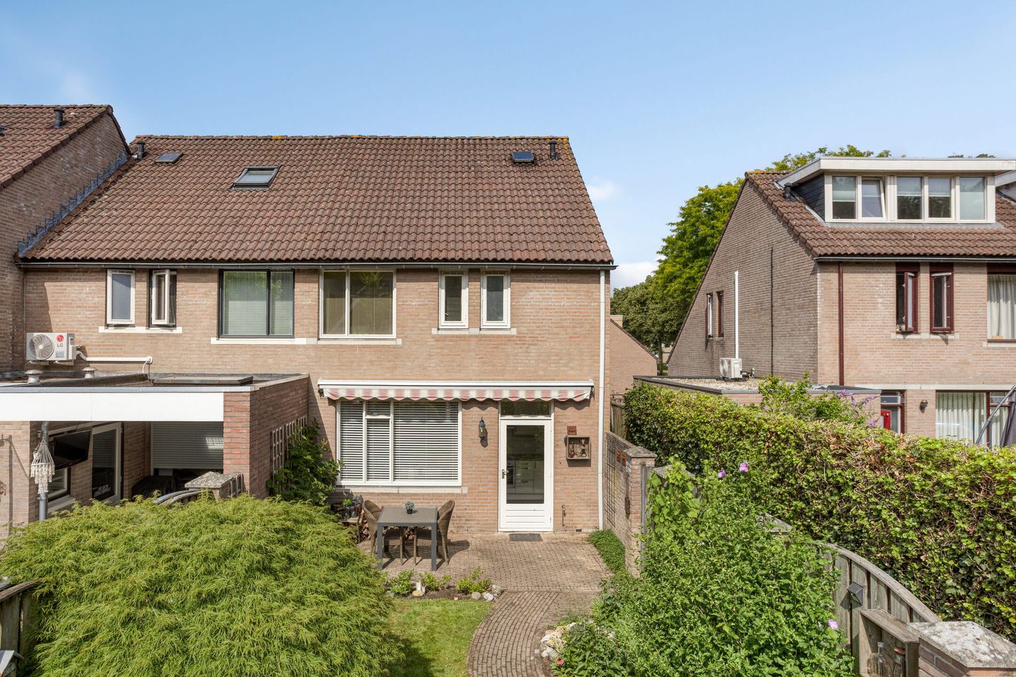 Foto 35 van Roerstraat 50