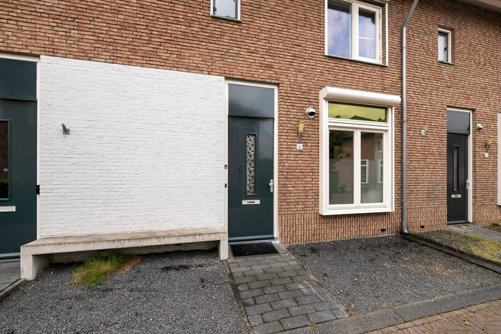 Foto 6 van Menno ter Braakstraat 16