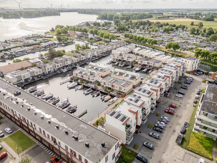 Photo 47 of Rochus Meeuwiszweg 398