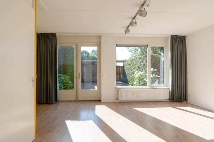 Foto 4 van Sterappel 64