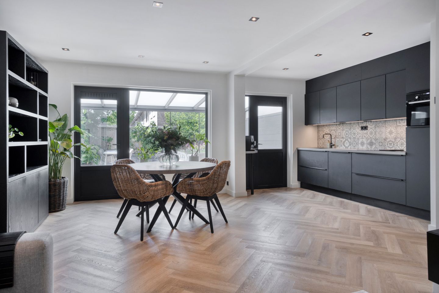 Foto 10 van Henegouwenlaan 27