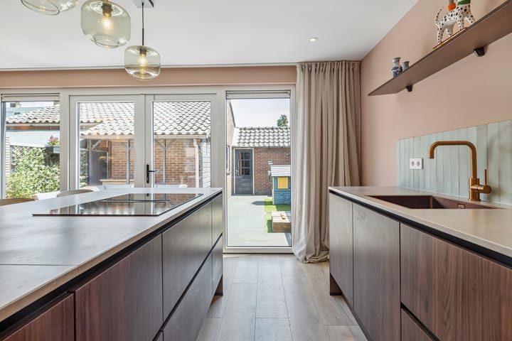 Foto 9 van Haamstedestraat 6