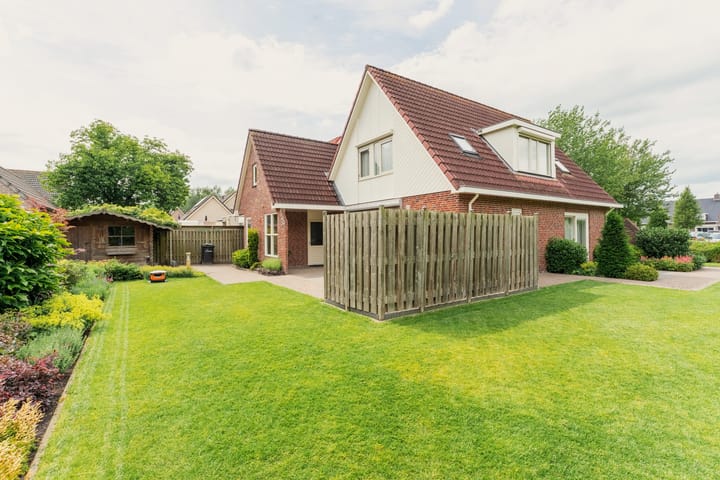 Photo 4 of De Esdoorn 1