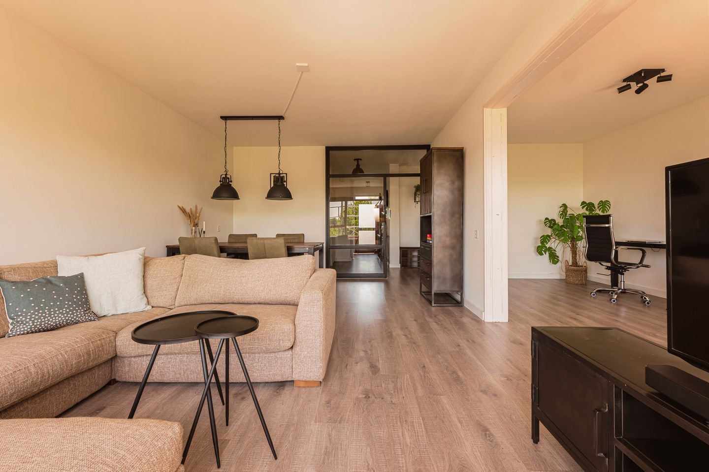 Foto 1 van Einsteinlaan 39