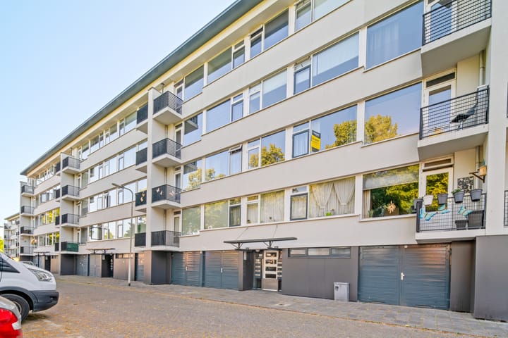 Foto 30 van Jacob van Ruijsdaelstraat 34-A