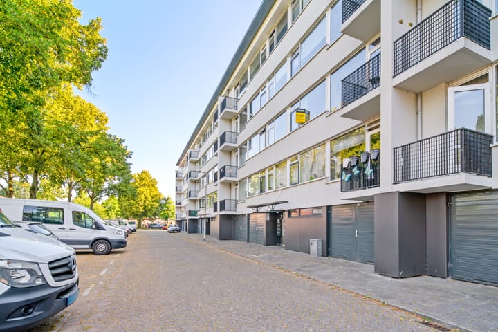 Foto 31 van Jacob van Ruijsdaelstraat 34-A