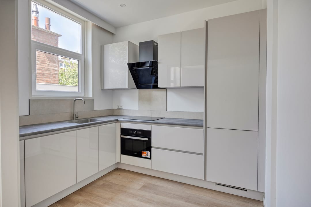 Foto 7 van Helmersstraat 26