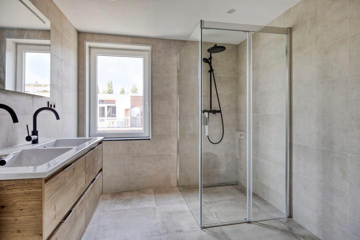 Foto 17 van Helmersstraat 26