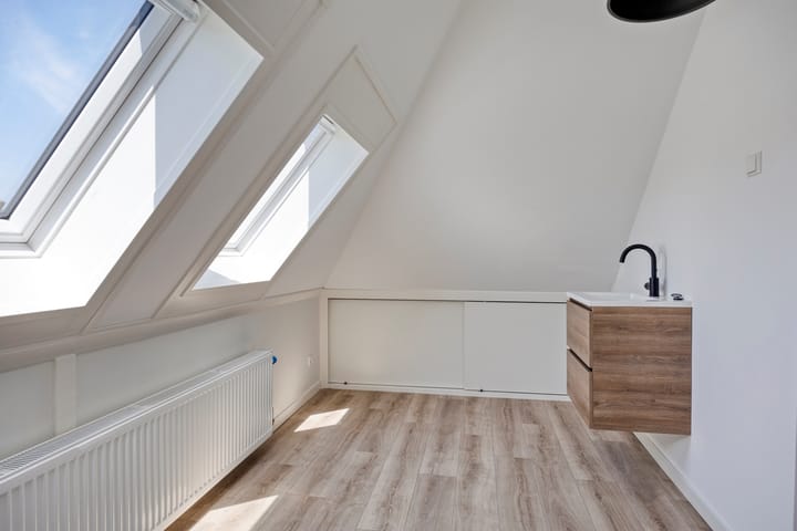 Foto 22 van Helmersstraat 26