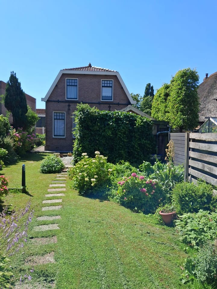 Foto 36 van Stationsstraat 4