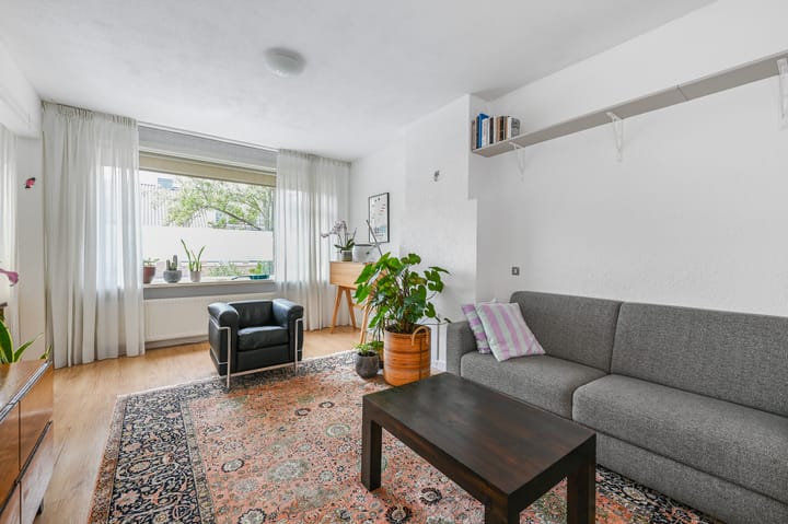 Photo 6 of van Barbansonstraat 24