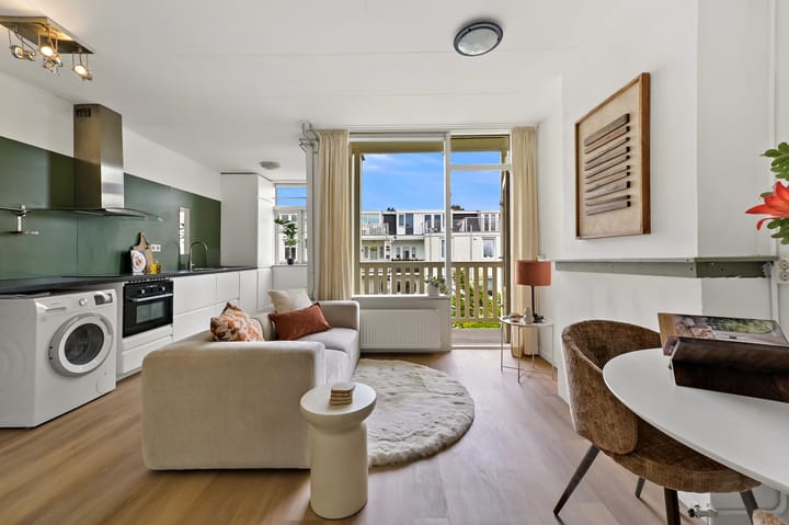 Foto 1 van Van Boetzelaerstraat 70-3