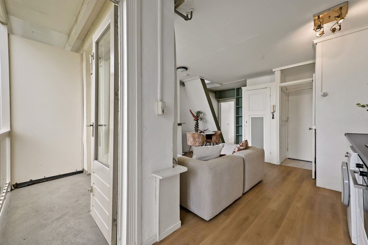 Foto 14 van Van Boetzelaerstraat 70-3