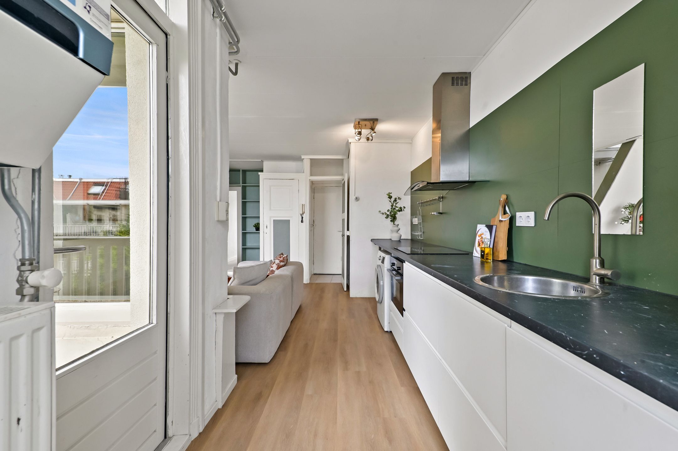 Foto 12 van Van Boetzelaerstraat 70-3