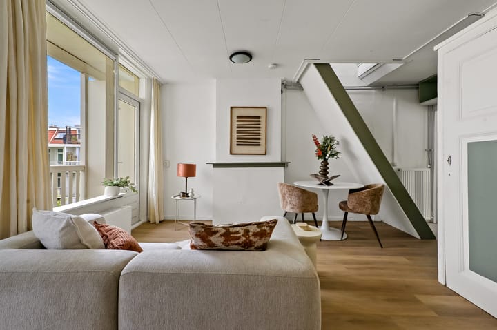 Foto 8 van Van Boetzelaerstraat 70-3