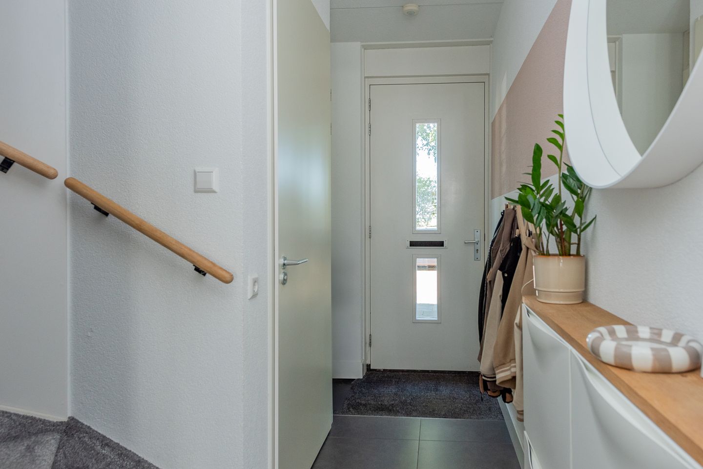 Photo 10 of Burgemeester Folkertslaan 7