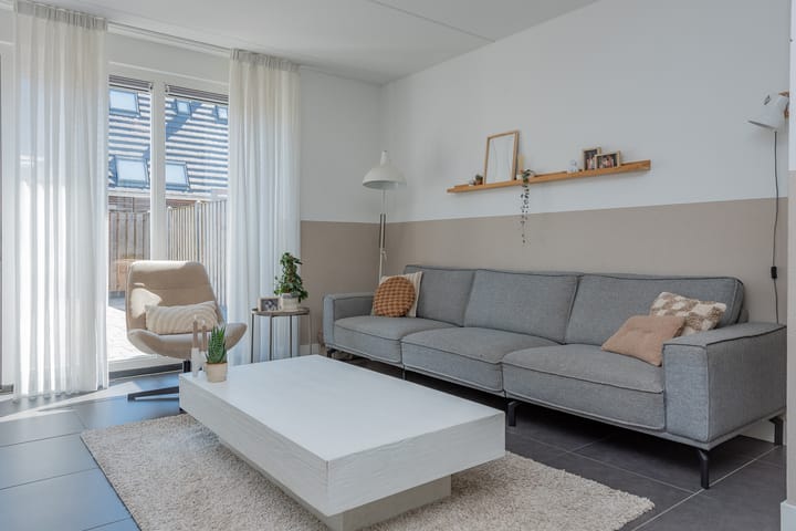 Photo 13 of Burgemeester Folkertslaan 7