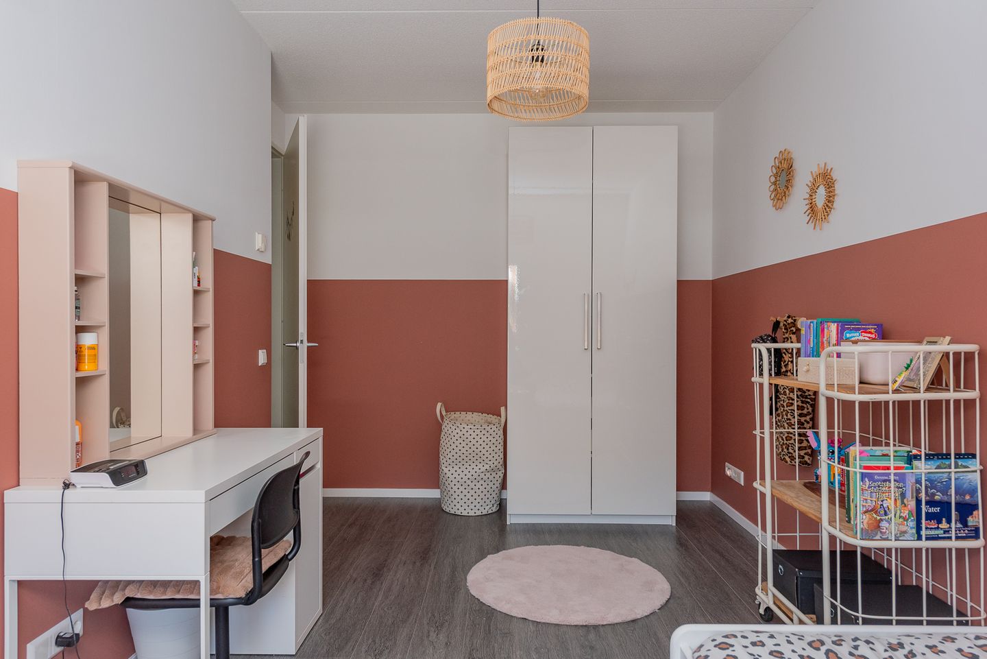 Photo 25 of Burgemeester Folkertslaan 7