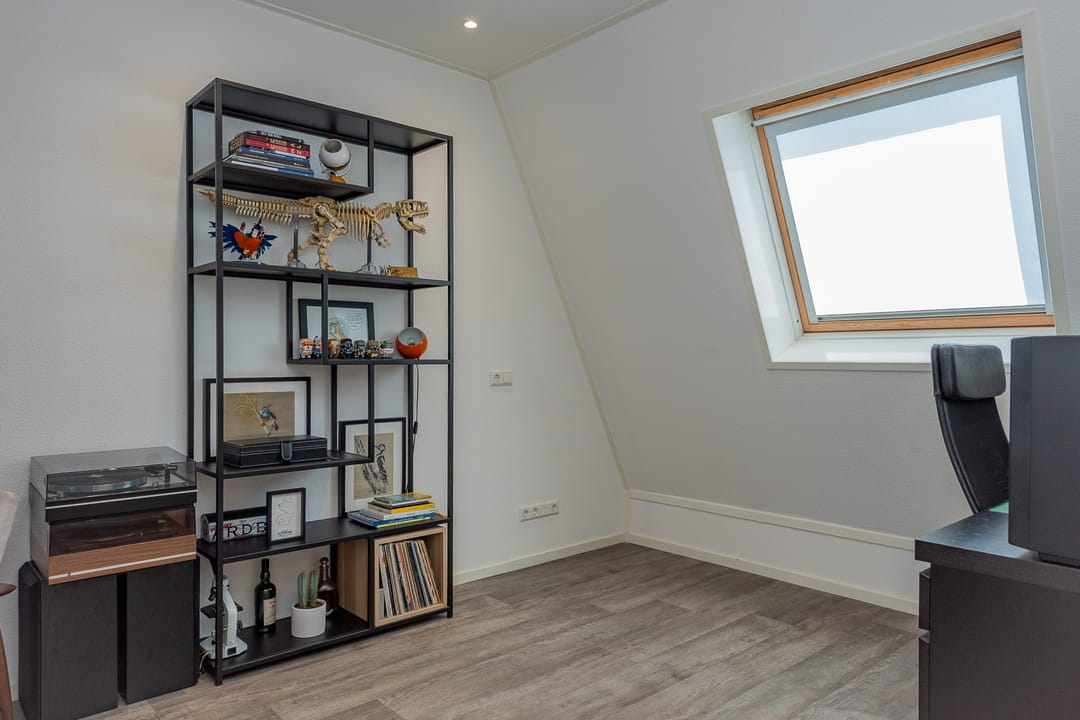 Photo 37 of Burgemeester Folkertslaan 7