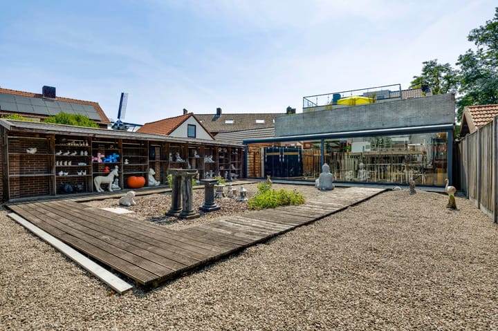 Photo 7 of Burg. Van Houtstraat 47