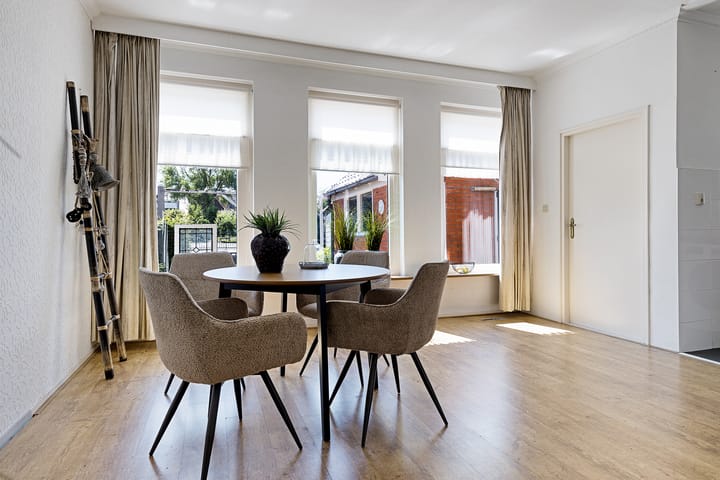 Foto 27 van Solwerderstraat 76