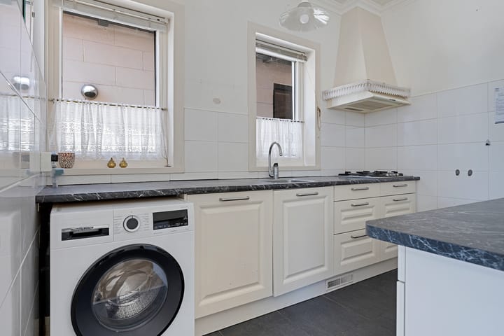 Foto 30 van Solwerderstraat 76