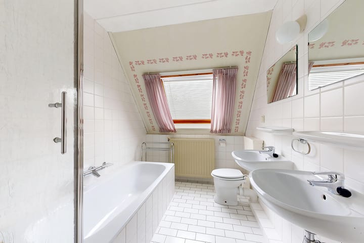 Photo 39 of Cees van Gendlaan 3